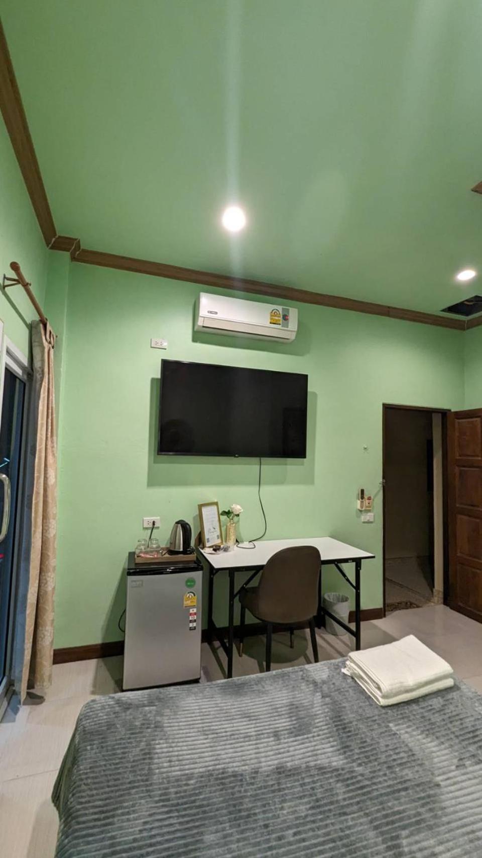 Bed and Breakfast Passion Nai Harn Экстерьер фото